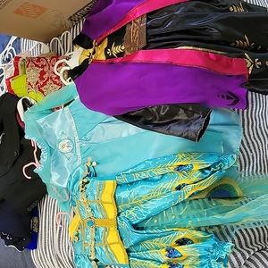 Lot of 3 costumes - 3-4T